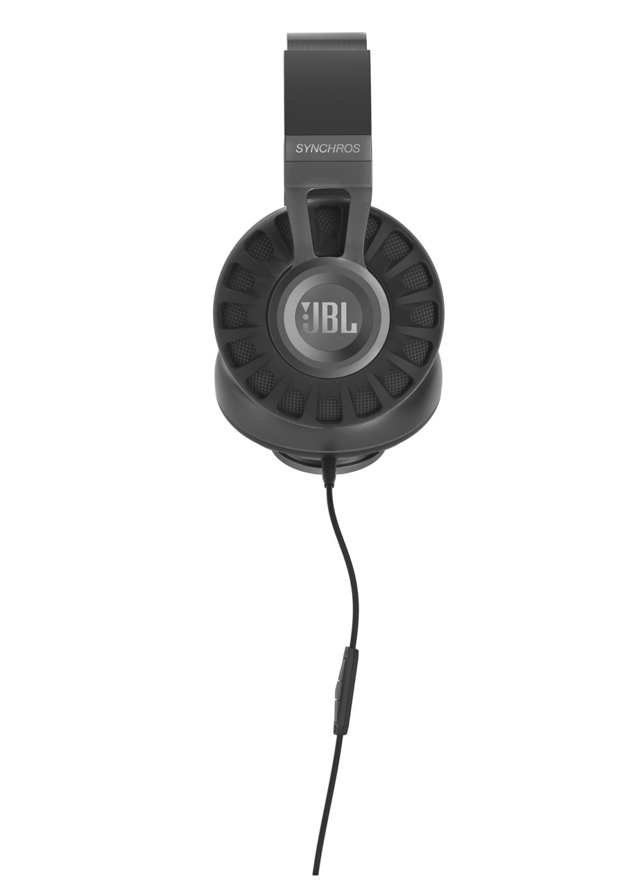 2013-07-22_JBL_Synchros_S700_side