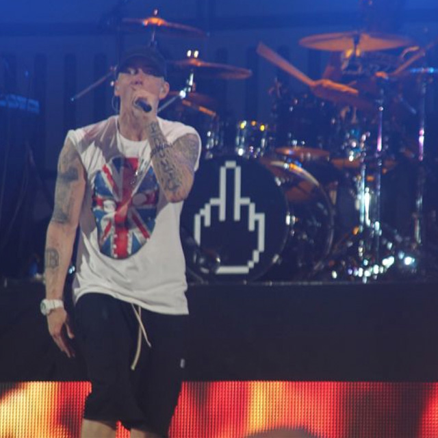 Eminem singing 'Lose Yourself' as an encore (image: Henry Mansell)