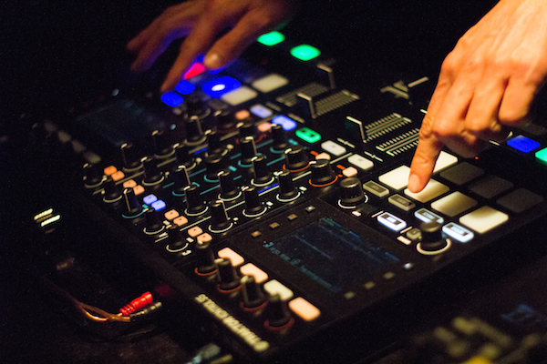 native instrument traktor kontrol s5 launch