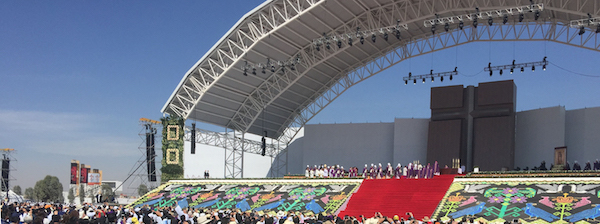 pope_in_mexico_008_rs