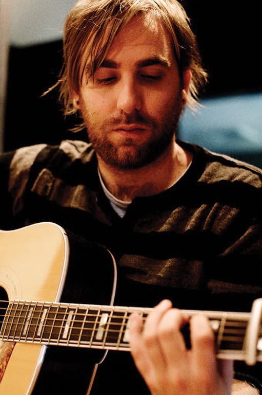 Josh-Pyke-photo-by--michael-Szumoski-pichi