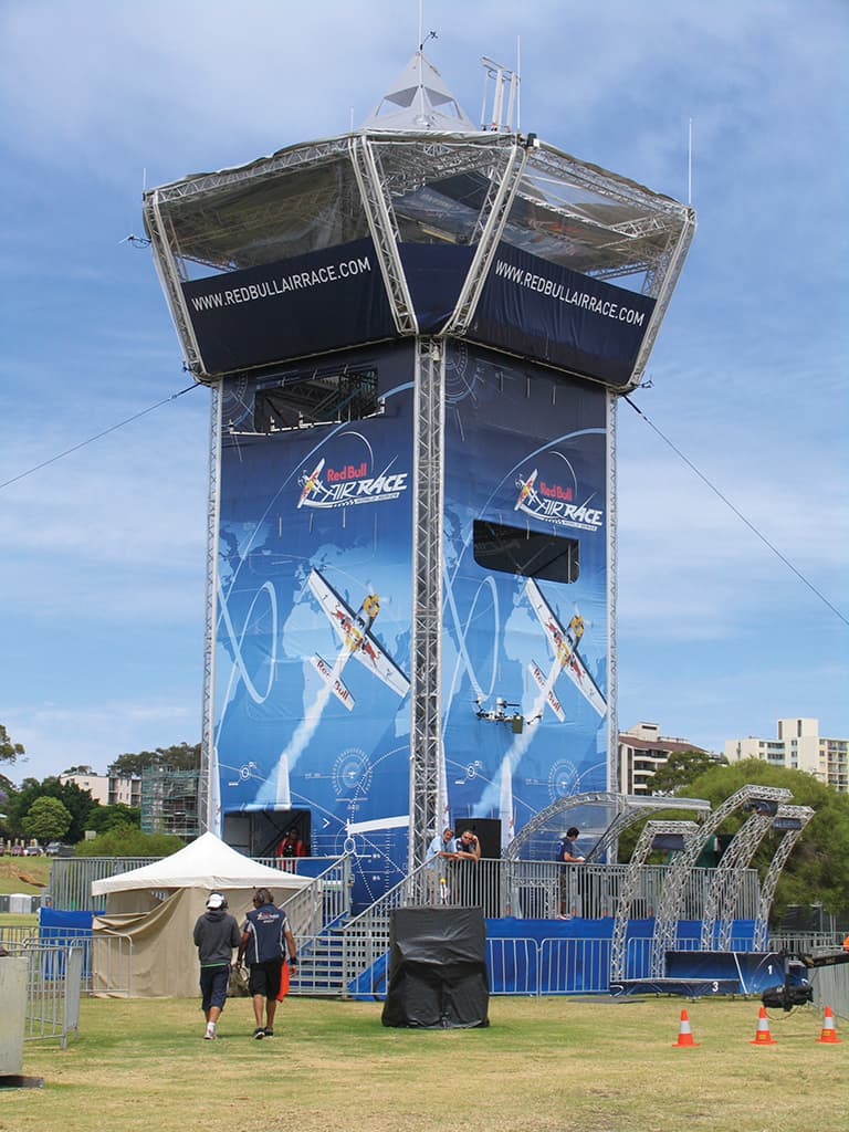 Red-Bull-Air-Race-009-pichi