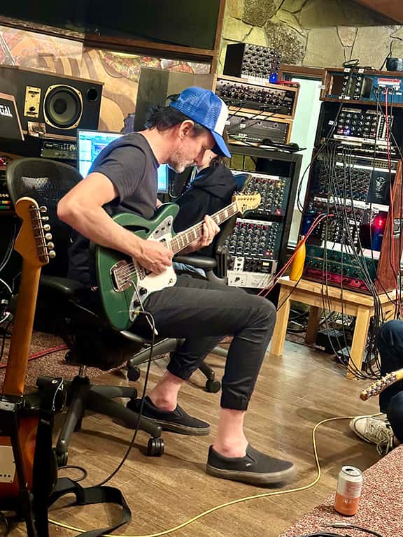 GUITARS-pichi