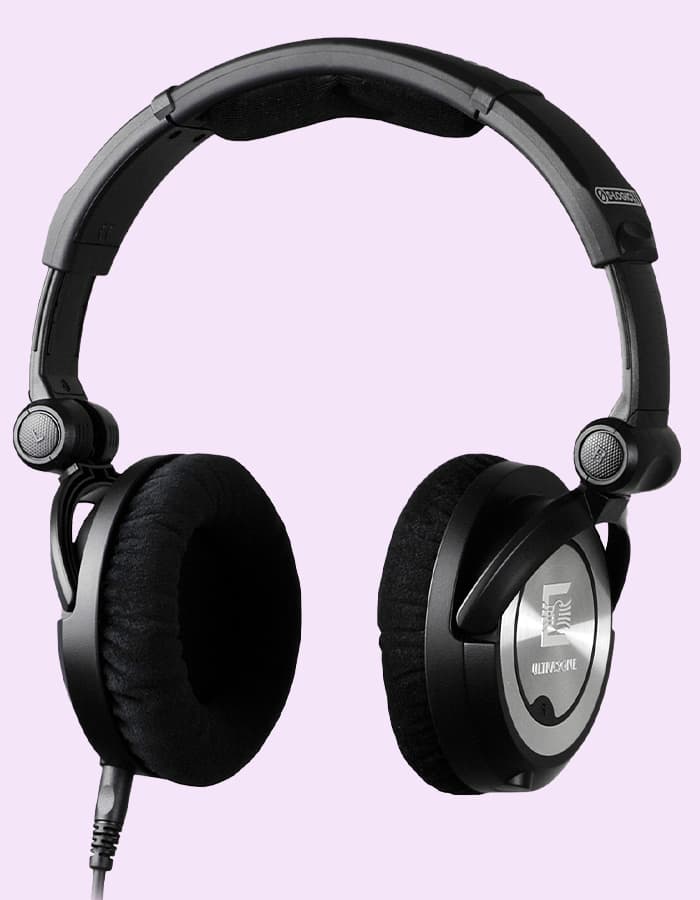6. ULTRASONE PRO 900-pichi
